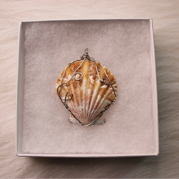 Wire Wrapped Seashell Pendants - Picture 5 of 14